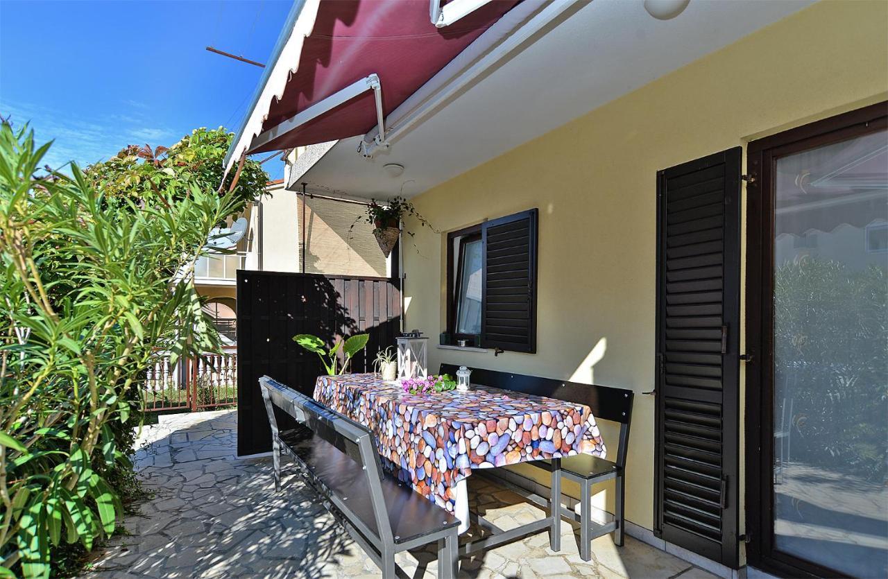 Apartment Jadranko 1761 Peroj Exterior foto