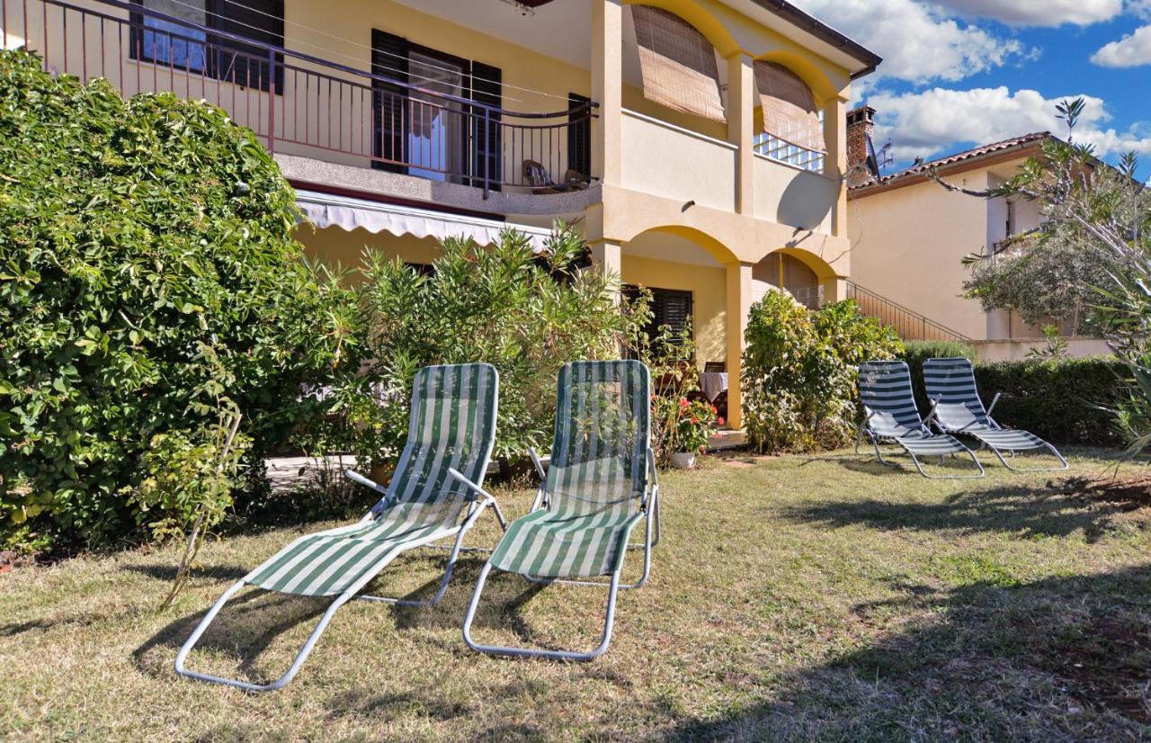 Apartment Jadranko 1761 Peroj Exterior foto